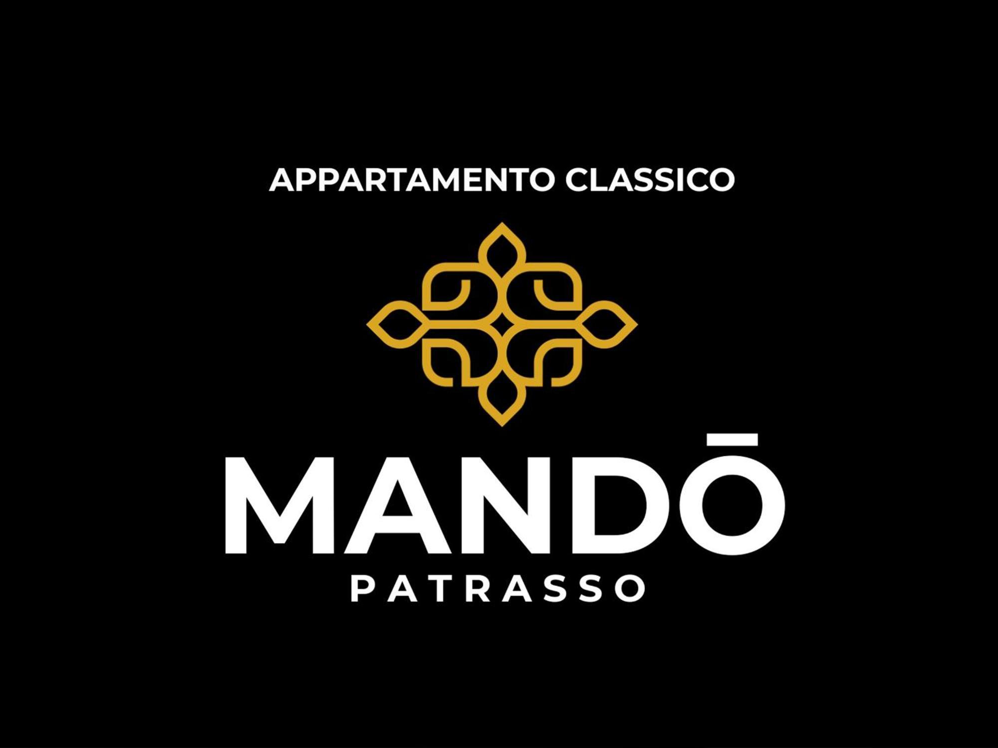 Mando Patrasso - Classical Apartment In The Center Of Patras With Free Parking Dış mekan fotoğraf